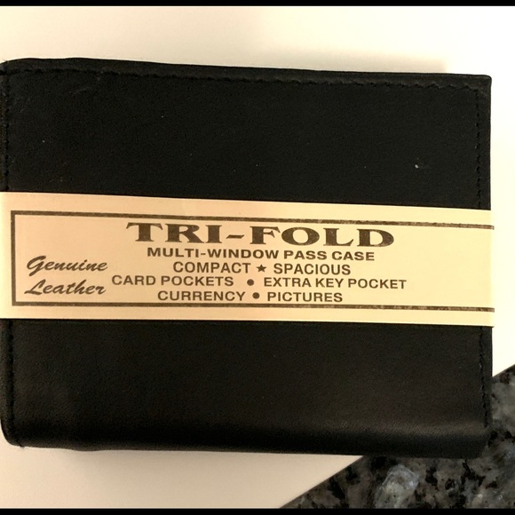 Man’s leather wallet - Picture 1 of 2